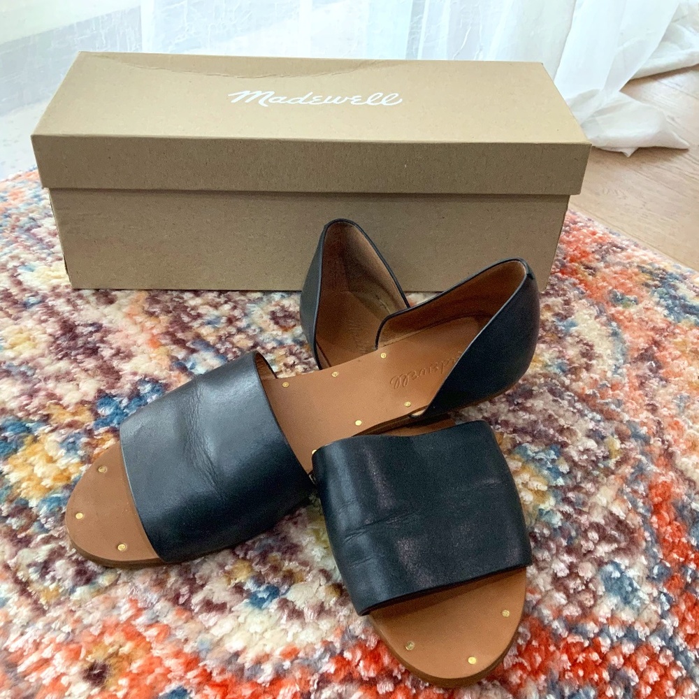 Madwell Black Slip on Flats SZ 6